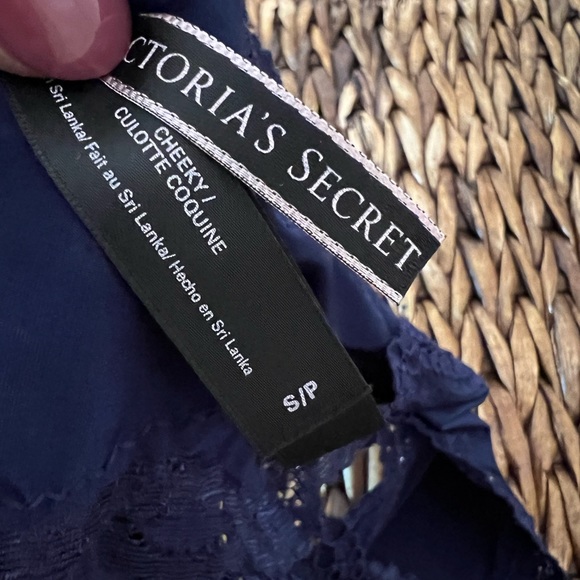 VICTORIA’S SECRET Very Sexy Collection Panty Bundle - Size Small & Medium - Picture 8 of 8